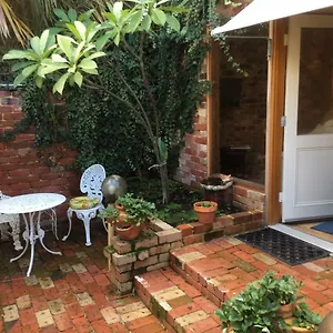 Apartment Gorgeous Studio 2 Minutes From The Heart Of Subiaco, Perth